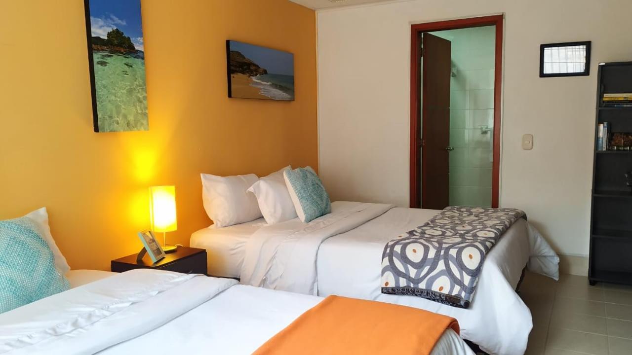 Casa Prada Bed & Breakfast Bogotá Esterno foto