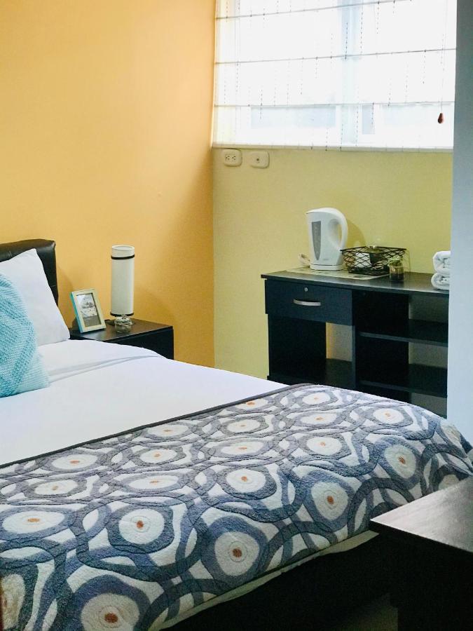 Casa Prada Bed & Breakfast Bogotá Esterno foto