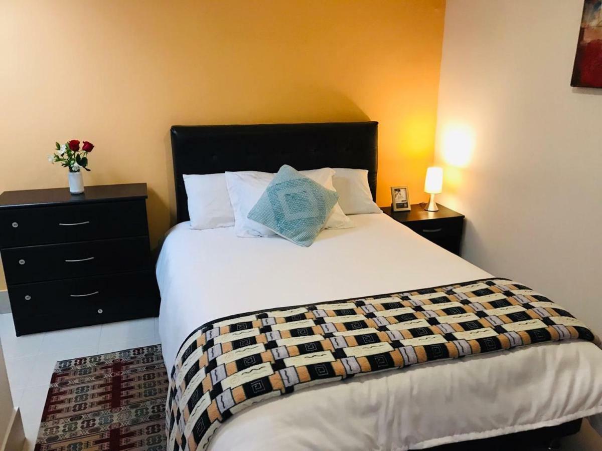 Casa Prada Bed & Breakfast Bogotá Esterno foto